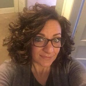 Meet your Posher, Tina